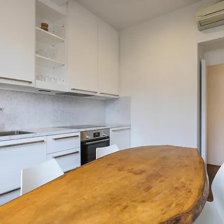 Apartment Borgo Tegolaio Terrace Florence