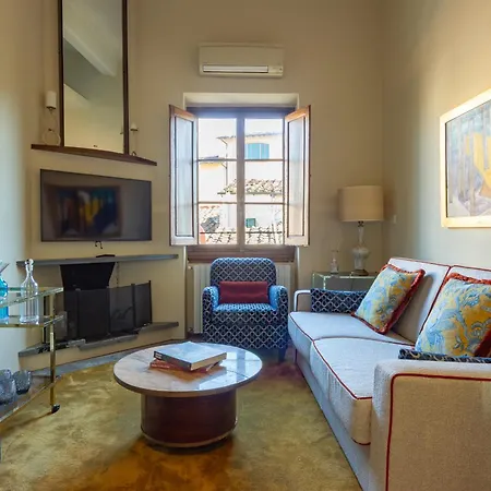Apartment Borgo Tegolaio Terrace Florence
