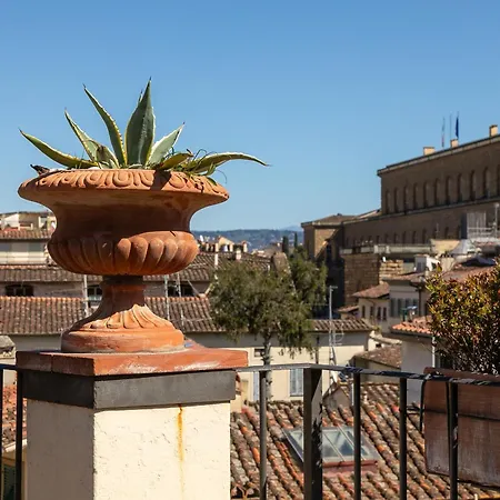 Borgo Tegolaio Terrace Apartment Florence