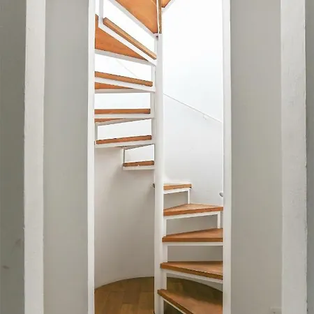 Borgo Tegolaio Terrace Apartment Florence